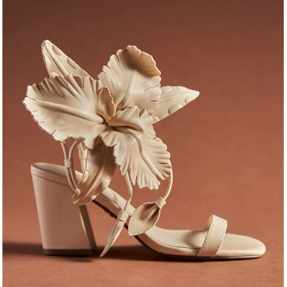 Cecelia size 7 flower heels